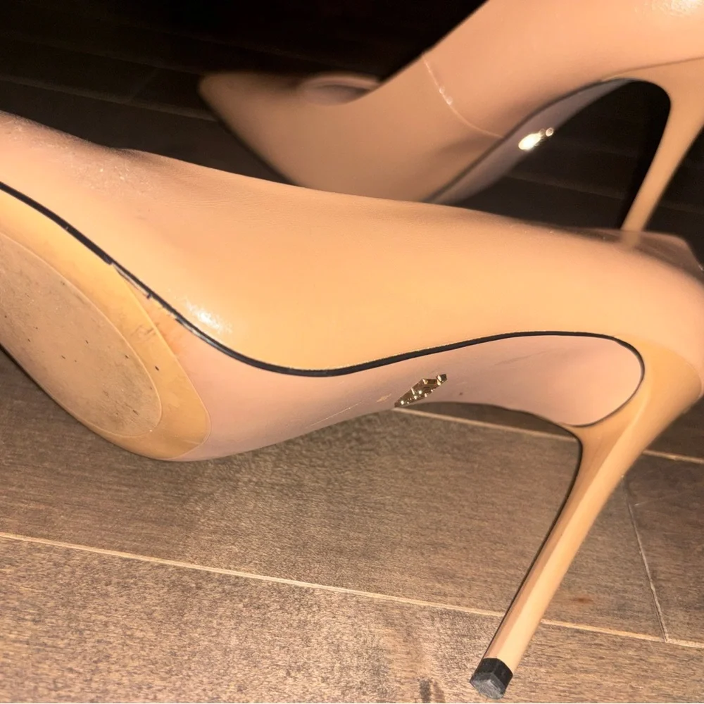 Elegant Tan Women's Pumps - Picture 3 of 3